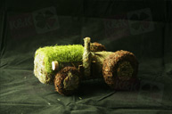 Mini traktor z siana - gad�et reklamowy dla firmy z bran�y agro